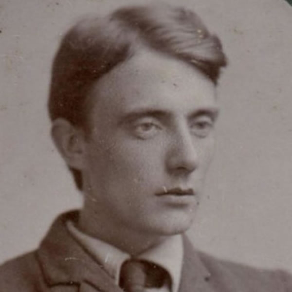 Edward Thomas: from Adlestrop to Arras